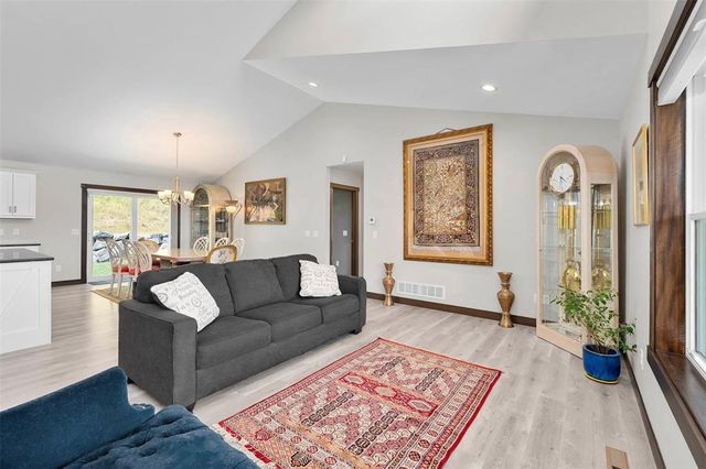 3440 Nelson Court, Eau Claire, WI 54703