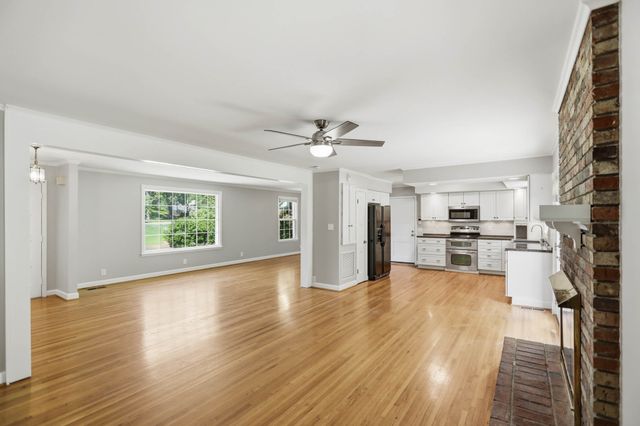 2739 Windemere Dr, Nashville, TN 37214