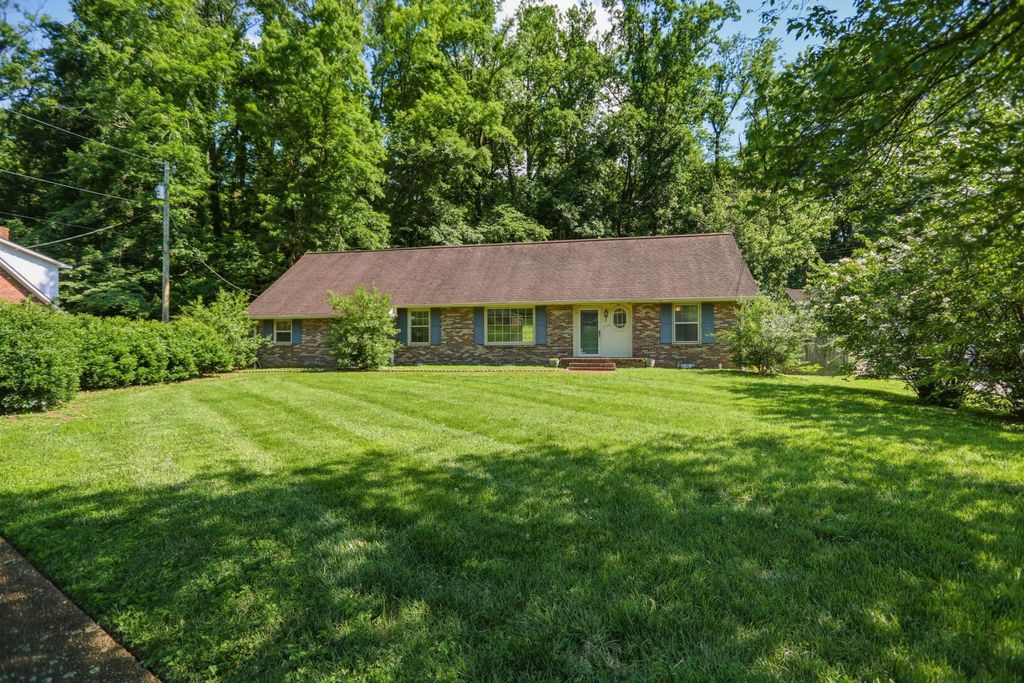 2739 Windemere Dr, Nashville, TN 37214