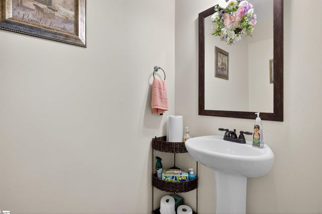 412 Simsbury Way, Greer, SC 29650