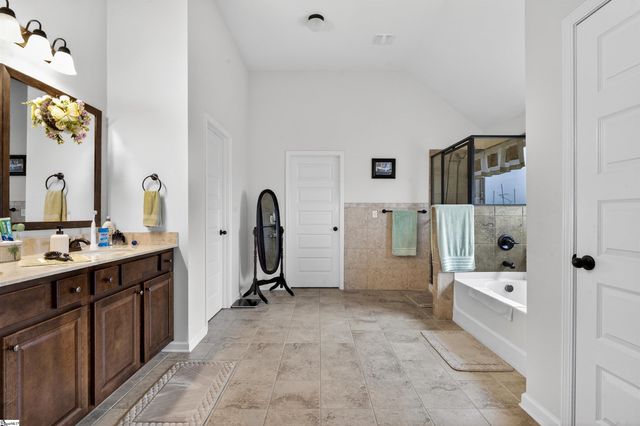 412 Simsbury Way, Greer, SC 29650