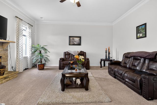 412 Simsbury Way, Greer, SC 29650