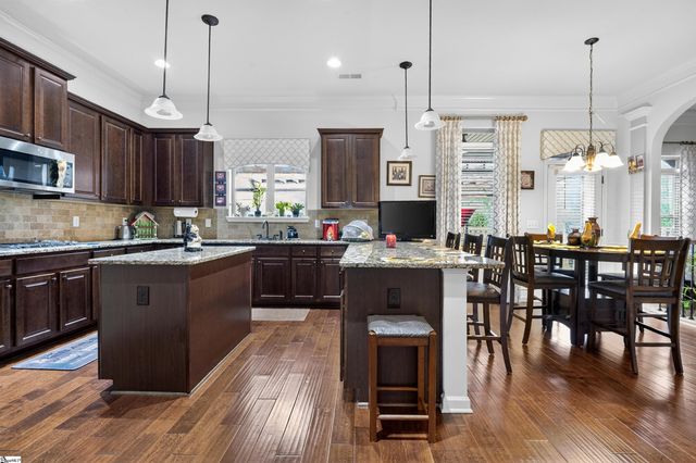 412 Simsbury Way, Greer, SC 29650