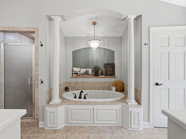 10101 N Hunt Club COURT, Mequon, WI 53097