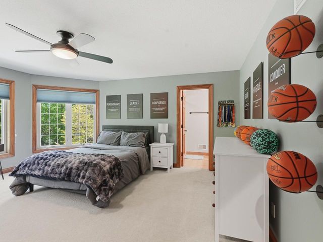 10101 N Hunt Club COURT, Mequon, WI 53097