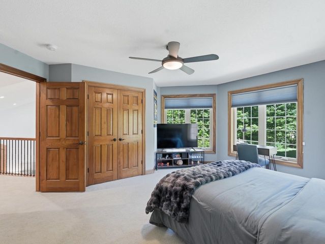 10101 N Hunt Club COURT, Mequon, WI 53097