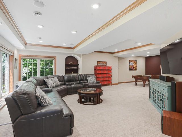 10101 N Hunt Club COURT, Mequon, WI 53097