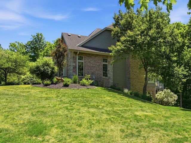 10101 N Hunt Club COURT, Mequon, WI 53097