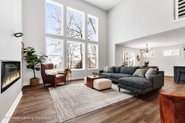 11350 Traverse Drive, Grand Ledge, MI 48837