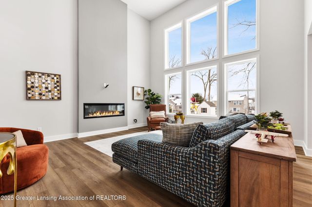 11350 Traverse Drive, Grand Ledge, MI 48837