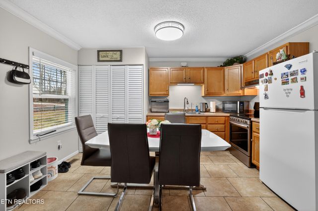 572 Harris Creek Tr, Cleveland, TN 37311