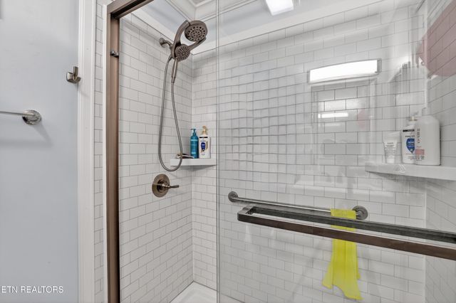 572 Harris Creek Tr, Cleveland, TN 37311