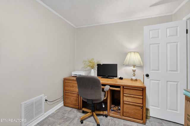 572 Harris Creek Tr, Cleveland, TN 37311