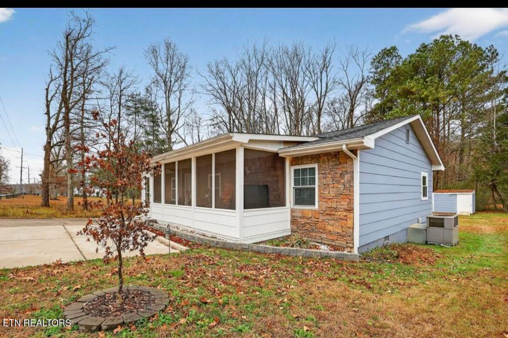 572 Harris Creek Tr, Cleveland, TN 37311