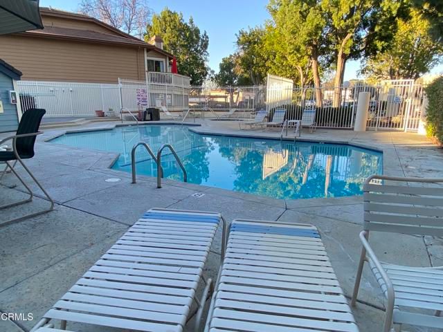 2394 Pleasant Way J, Thousand Oaks, CA 91362