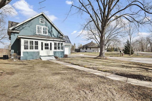 1357 Water Street, Sauk City, WI 53583