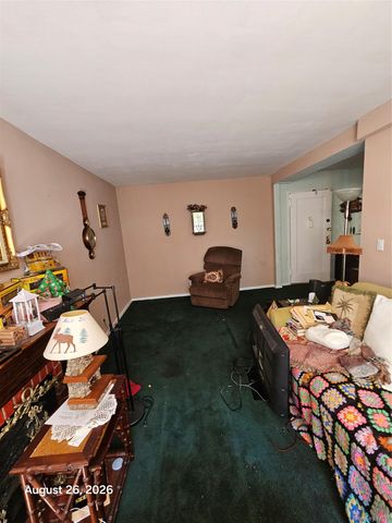 247 Parkview Avenue 5L, Bronxville, NY 10708