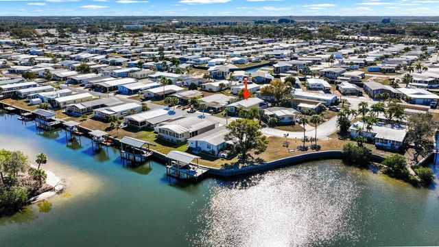 175 N SAINT THOMAS CIRCLE, Apollo Beach, FL 33572