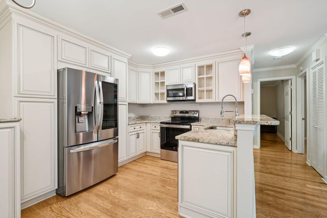 7951 Cricket Court Unit 403, North Charleston, SC 29418