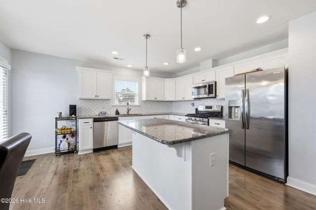 300 Sequoia Drive, Greenville, NC 27858