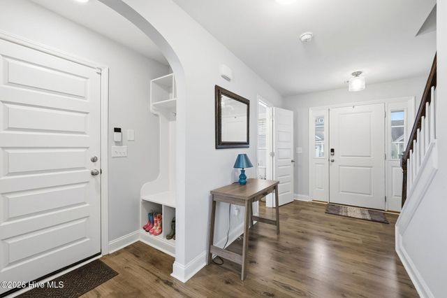 300 Sequoia Drive, Greenville, NC 27858