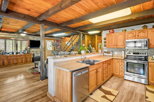 366 Tom Meadows Rd, Strunk, KY 42649