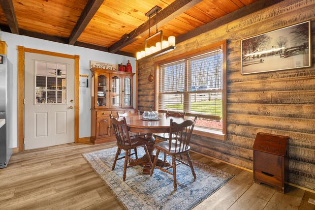 366 Tom Meadows Rd, Strunk, KY 42649