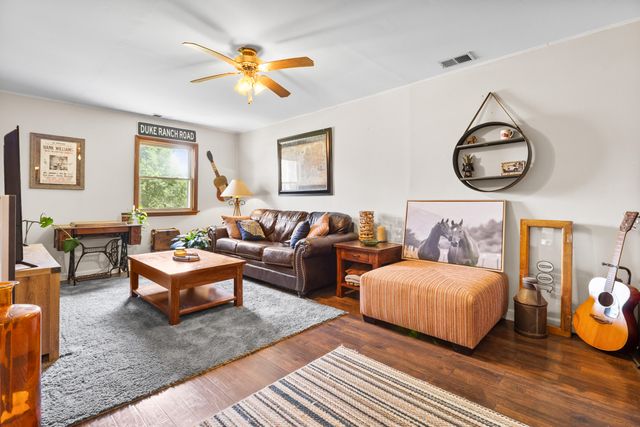 366 Tom Meadows Rd, Strunk, KY 42649