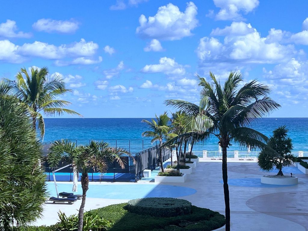 3546 S Ocean Boulevard 422, South Palm Beach, FL 33480
