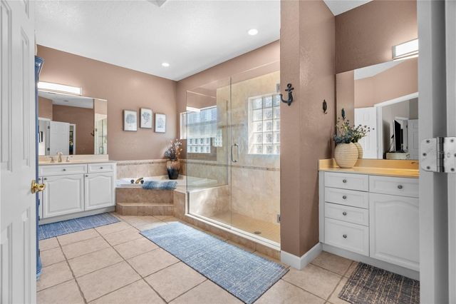 5039 GREENBRIAR TRAIL, Mount Dora, FL 32757