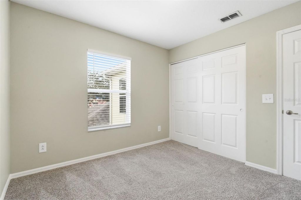 Image 18 of property listing at 13020 AUBURN COVE LANE, Orlando, FL 32828