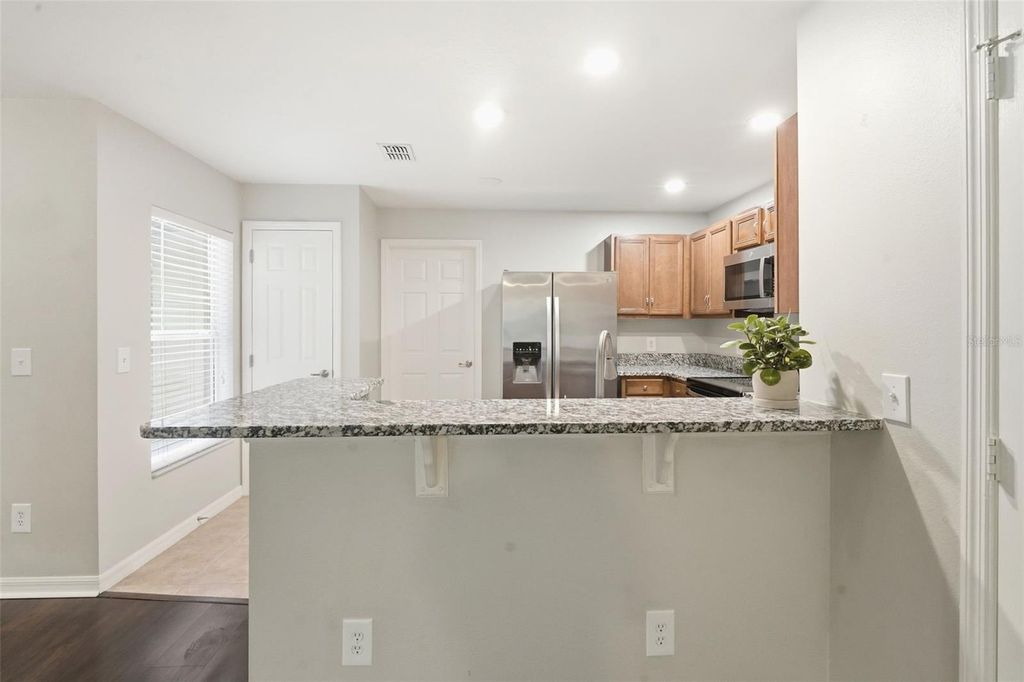 Image 8 of property listing at 13020 AUBURN COVE LANE, Orlando, FL 32828