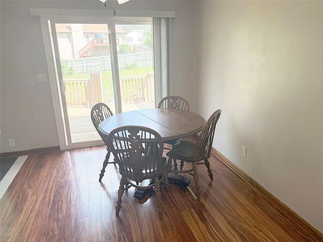 404 39th Street, Blue Springs, MO 64015