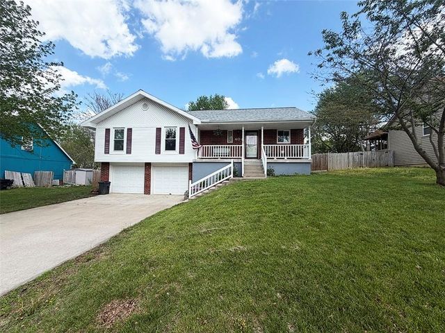 404 39th Street, Blue Springs, MO 64015