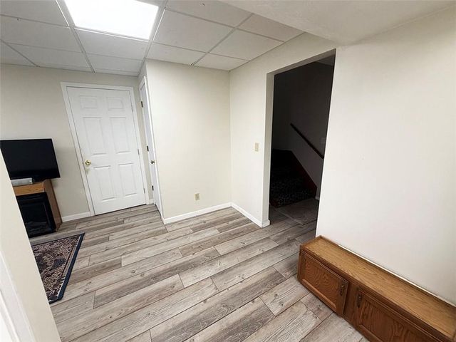 404 39th Street, Blue Springs, MO 64015