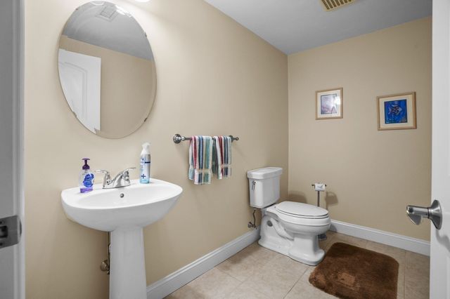 3 Walden Way 3, Milford, MA 01757