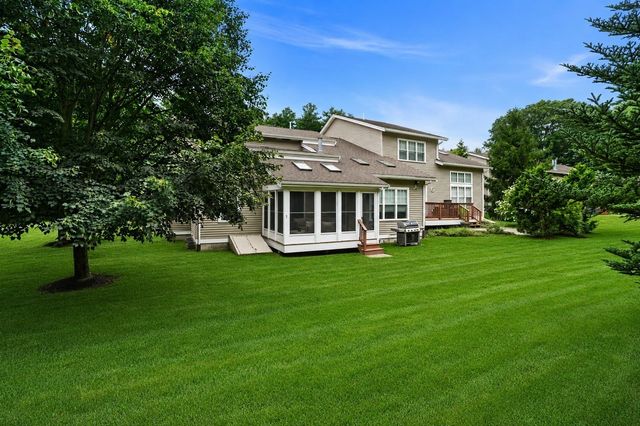 3 Walden Way 3, Milford, MA 01757