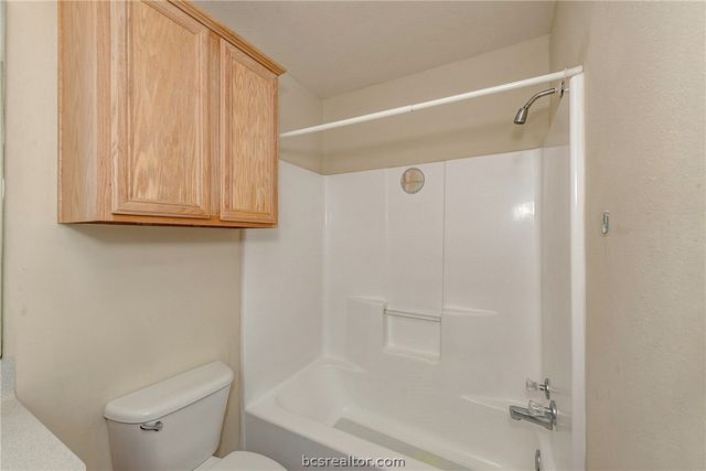 2418 Brittain Court, College Station, TX 77845