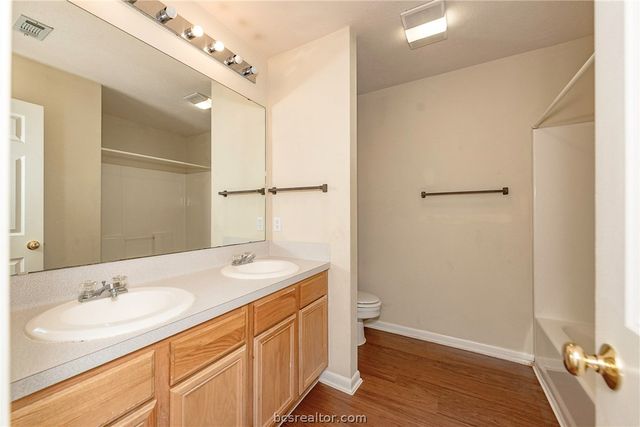 2418 Brittain Court, College Station, TX 77845