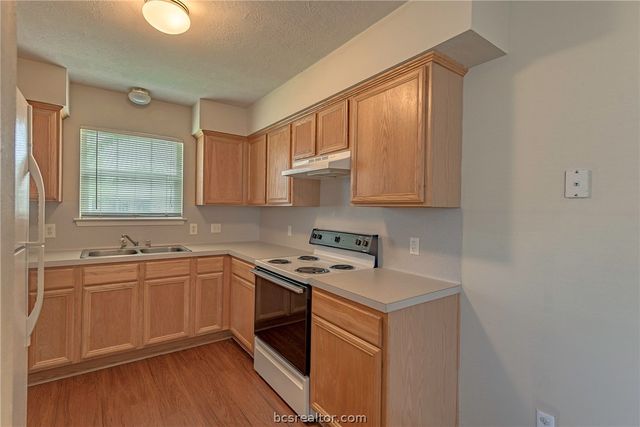 2418 Brittain Court, College Station, TX 77845