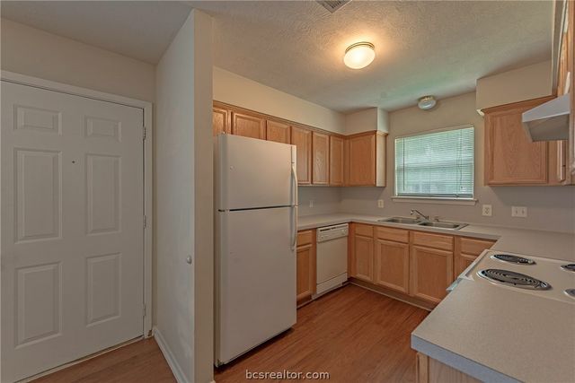 2418 Brittain Court, College Station, TX 77845