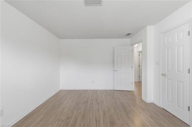 1290 Lake DR, Newport News, VA 23602