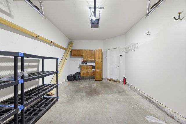 1290 Lake DR, Newport News, VA 23602