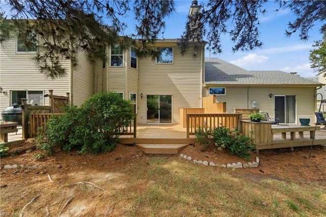 1290 Lake DR, Newport News, VA 23602