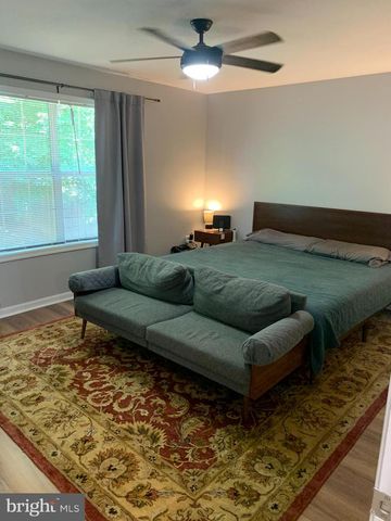 19 RIVERTON DR, Stafford, VA 22556