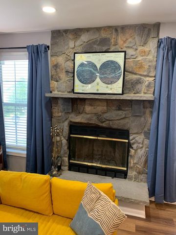 19 RIVERTON DR, Stafford, VA 22556