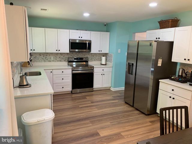 19 RIVERTON DR, Stafford, VA 22556