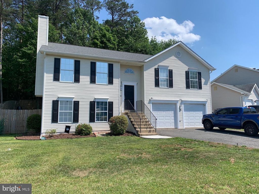 19 RIVERTON DR, Stafford, VA 22556