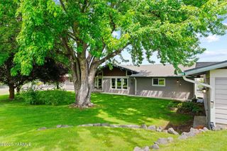 1312 Dazet Rd, Yakima, WA 98908