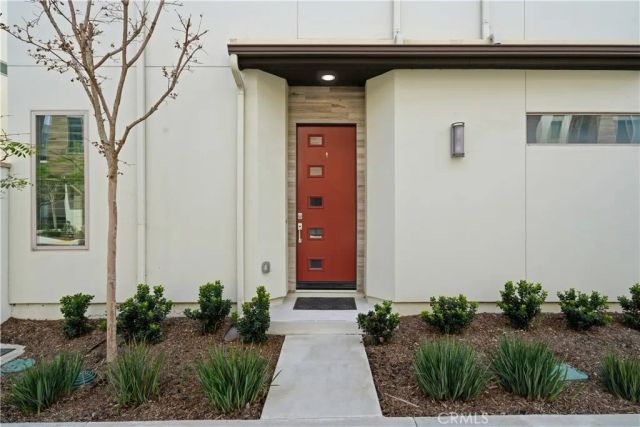 67 Ebb Tide, Newport Beach, CA 92663